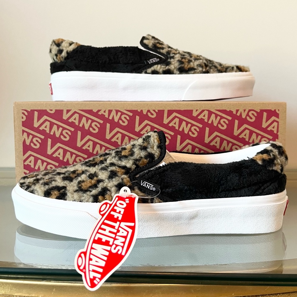 Vans Leopard Faux Fur Slip On Sneakers Size 8.5